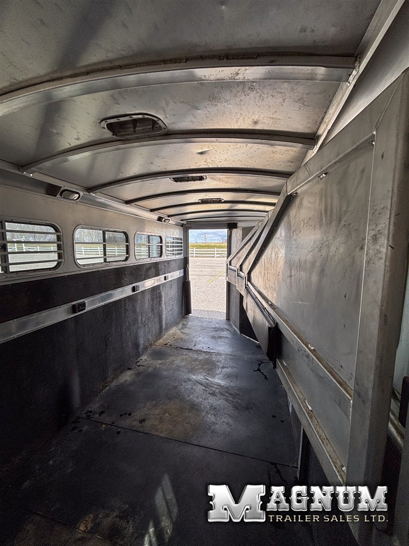 Trailer Photo 20