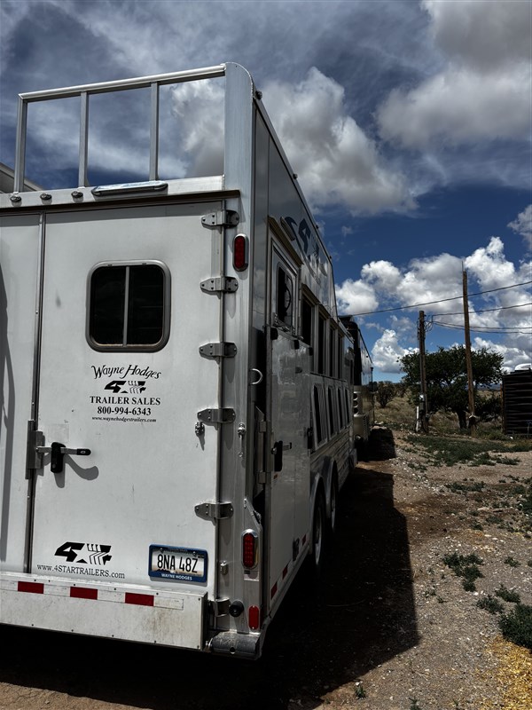 Trailer Photo 4