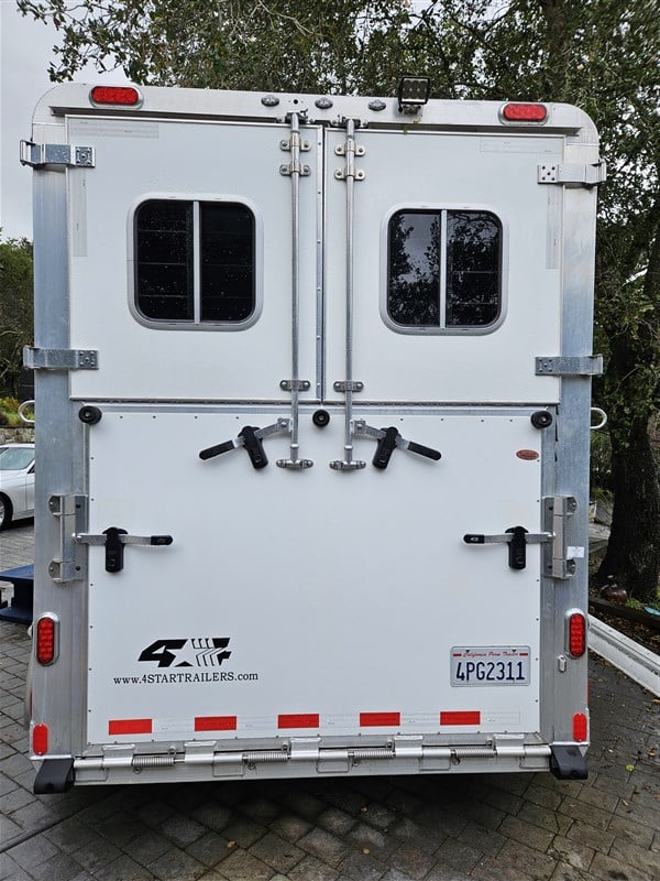 Trailer Photo 4