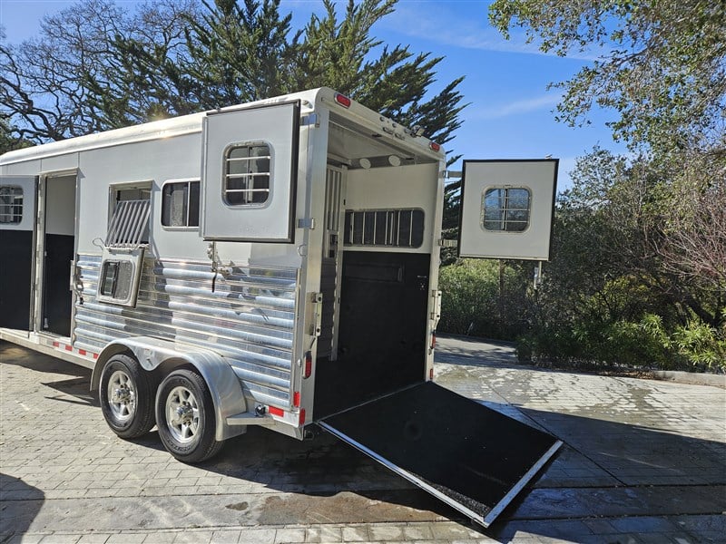 Trailer Photo 5