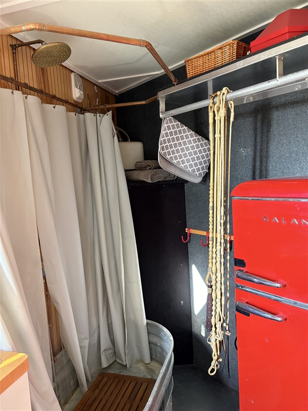 Trailer Photo 11