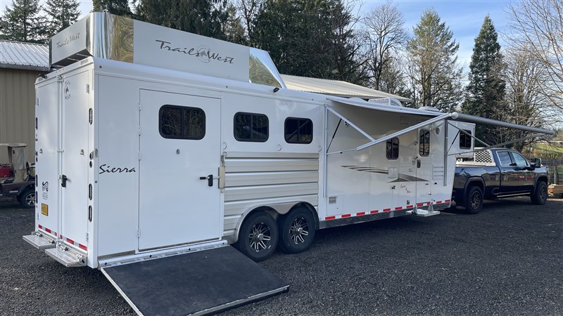 Trailer Photo 3