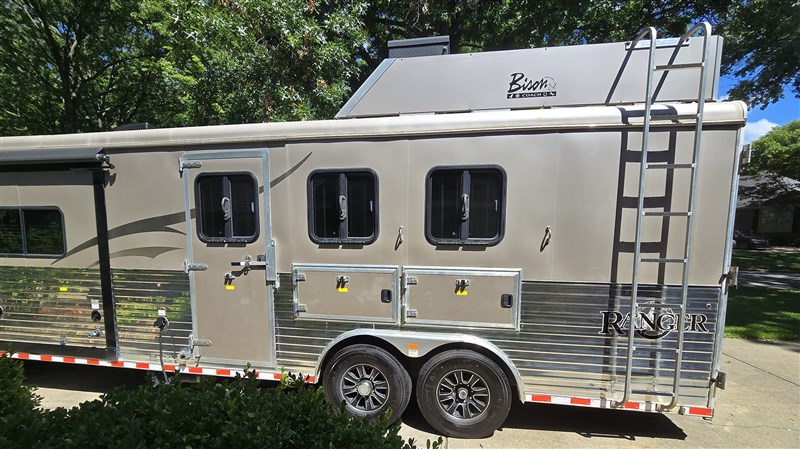 Trailer Photo 10