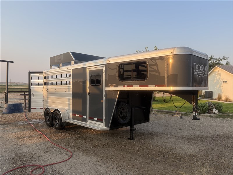 Trailer Photo 1