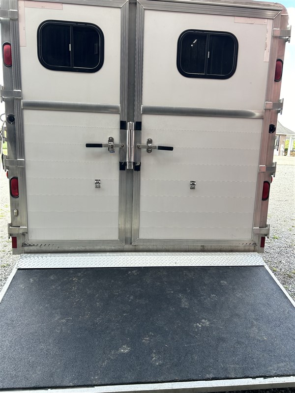 Trailer Photo 7