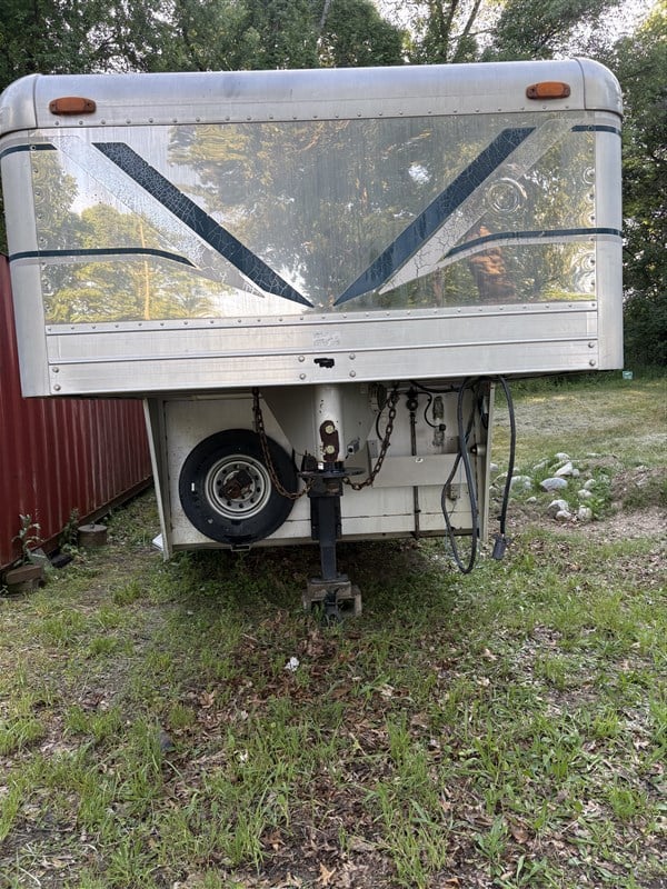 Trailer Photo 4