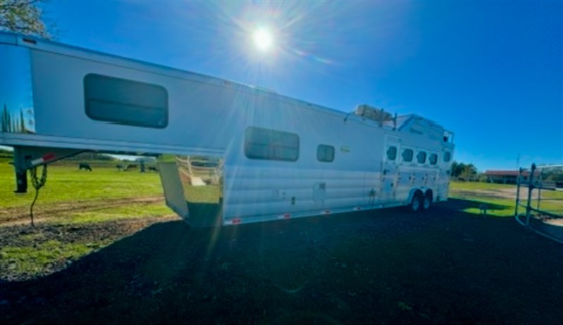 Trailer Photo 3