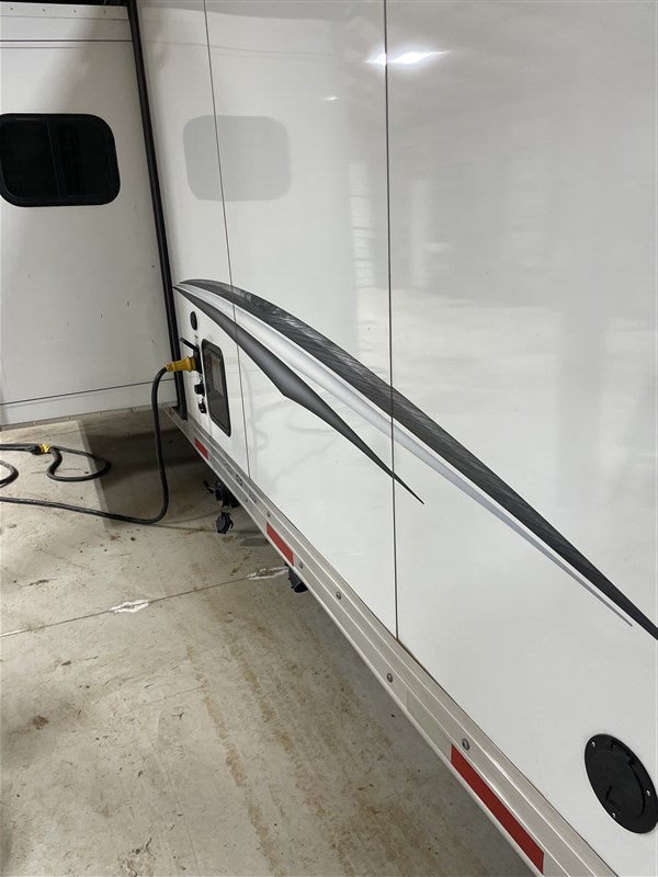 Trailer Photo 2