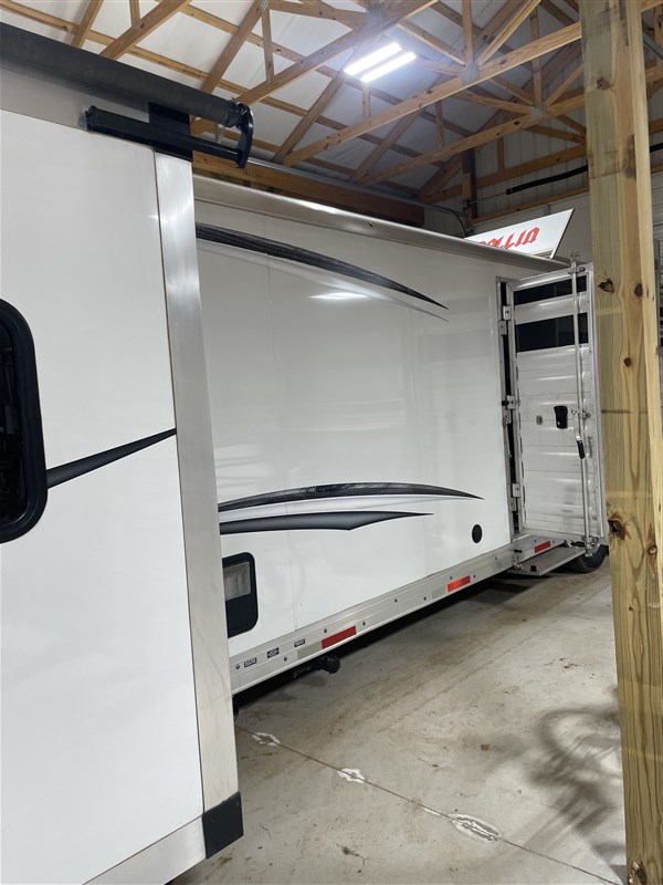 Trailer Photo 4