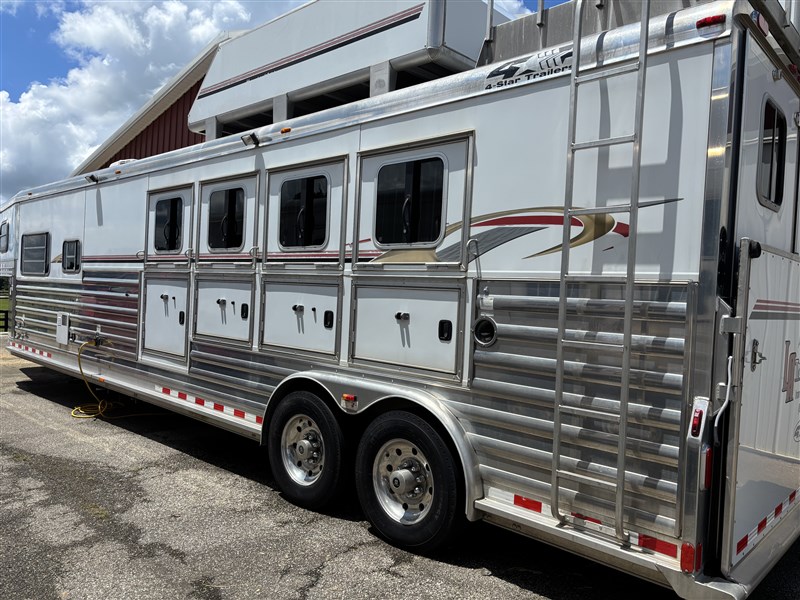 Trailer Photo 2