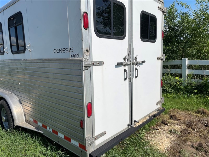 Trailer Photo 2