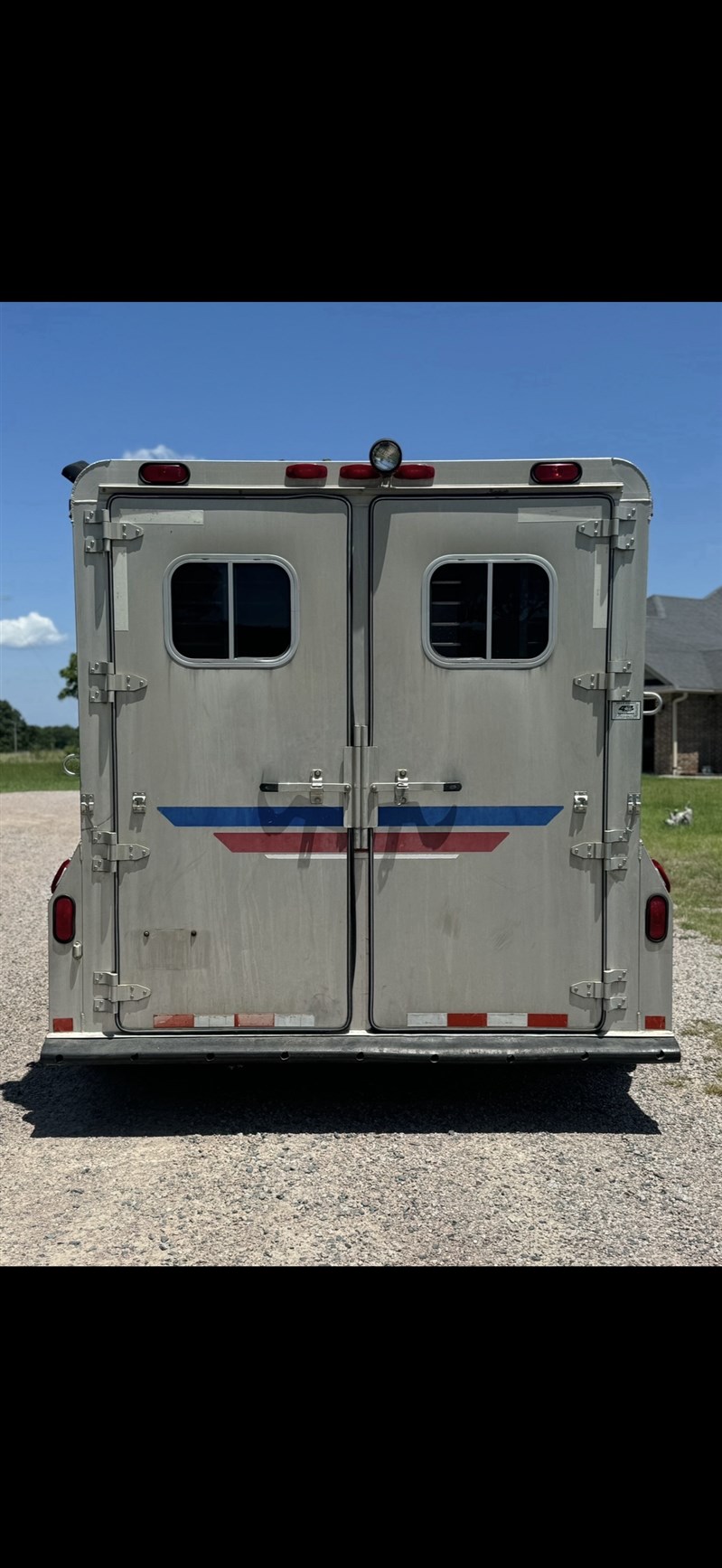 Trailer Photo 4