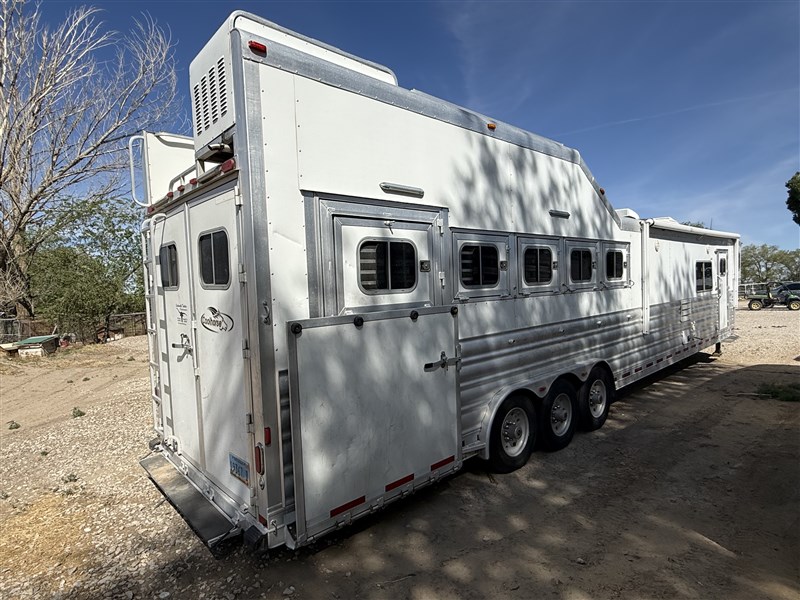 Trailer Photo 5