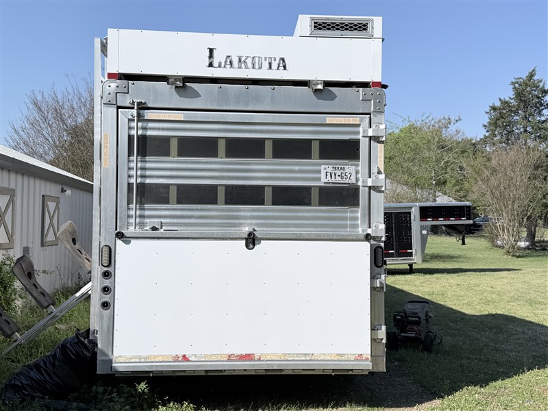 Trailer Photo 26
