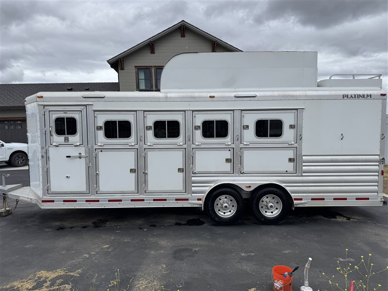 Trailer Photo 2