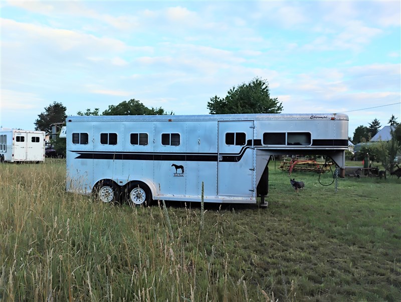 Trailer Photo 2