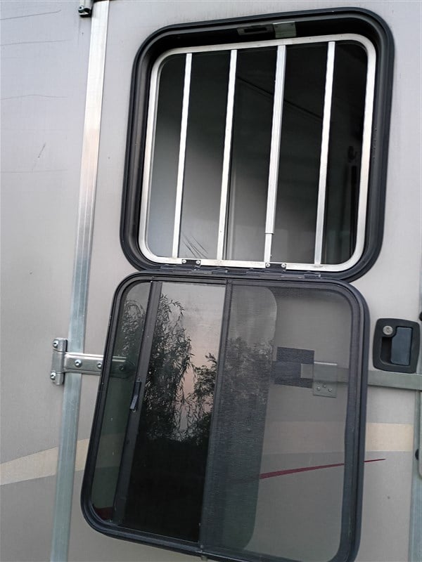 Trailer Photo 11