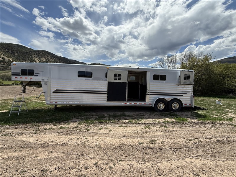 Trailer Photo 2