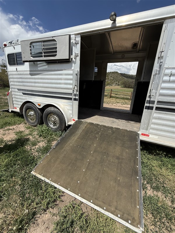Trailer Photo 8