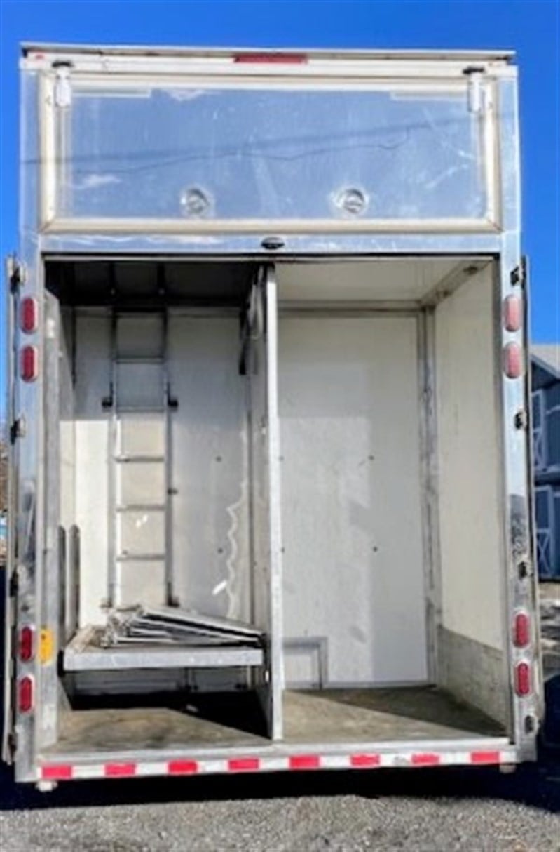 Trailer Photo 8