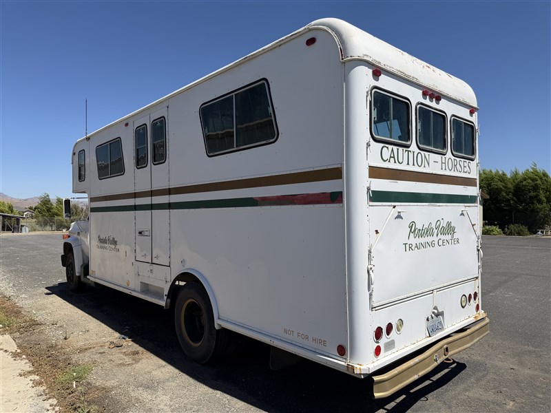 Trailer Photo 11