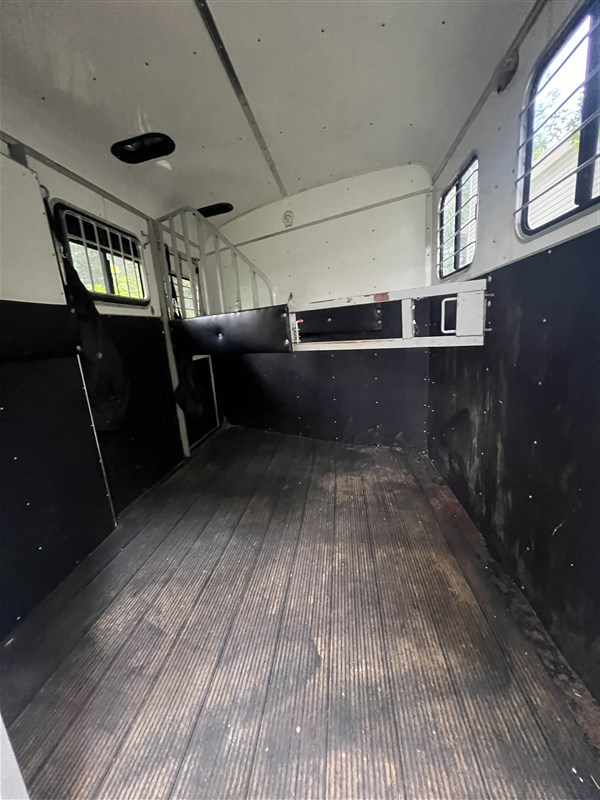 Trailer Photo 6