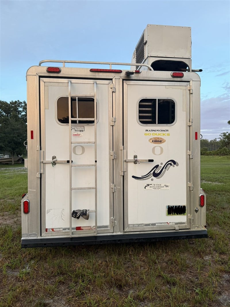 Trailer Photo 3