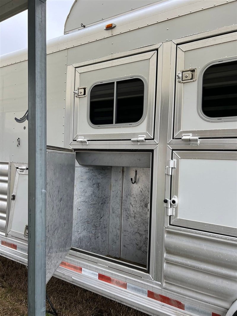 Trailer Photo 18