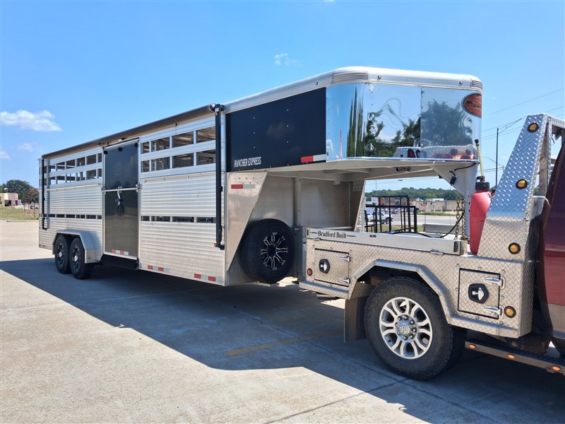 Trailer Photo 2