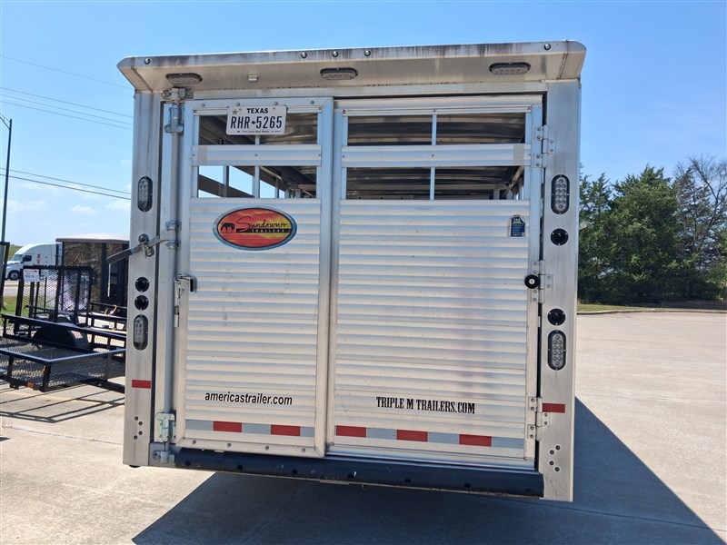 Trailer Photo 18