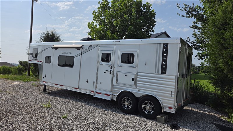 Trailer Photo 14