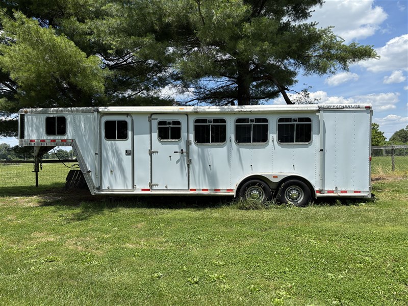 Trailer Photo 4