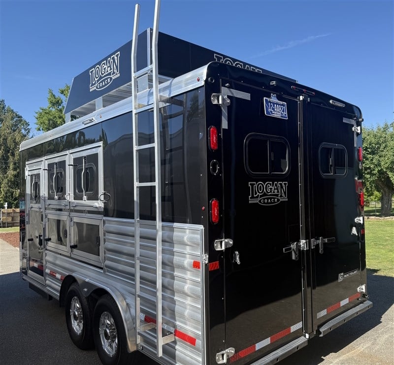 Trailer Photo 1