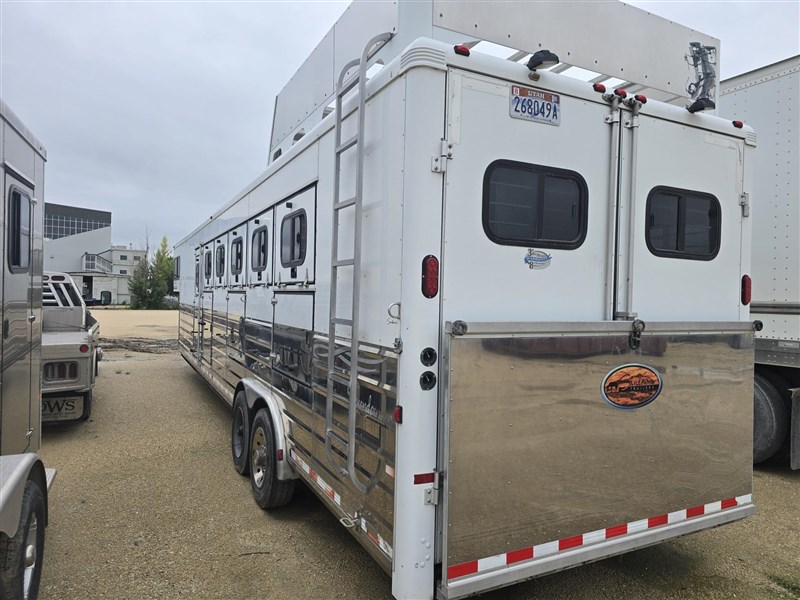 Trailer Photo 4