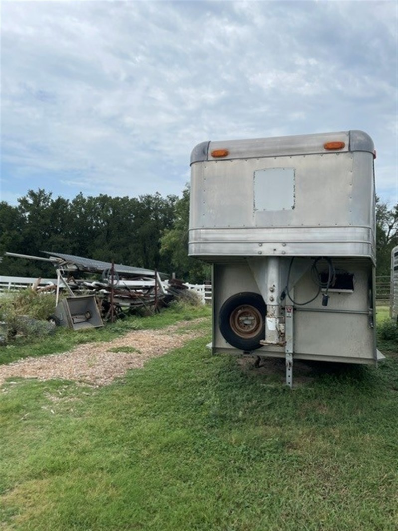 Trailer Photo 10