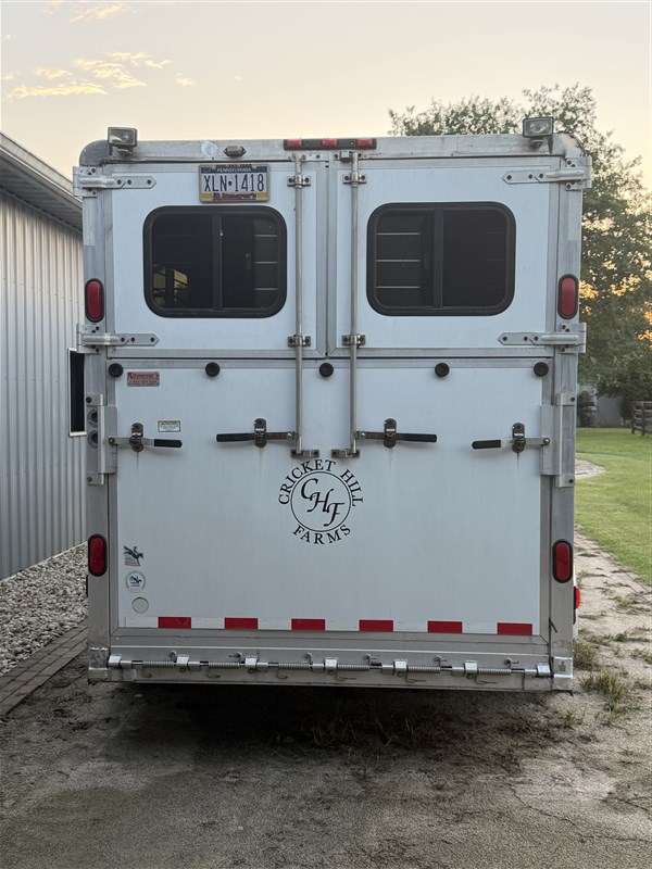 Trailer Photo 3
