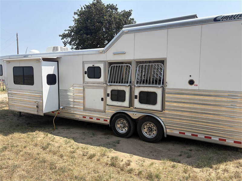 Trailer Photo 15