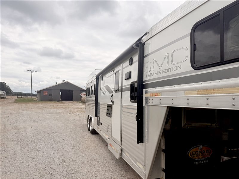 Trailer Photo 1