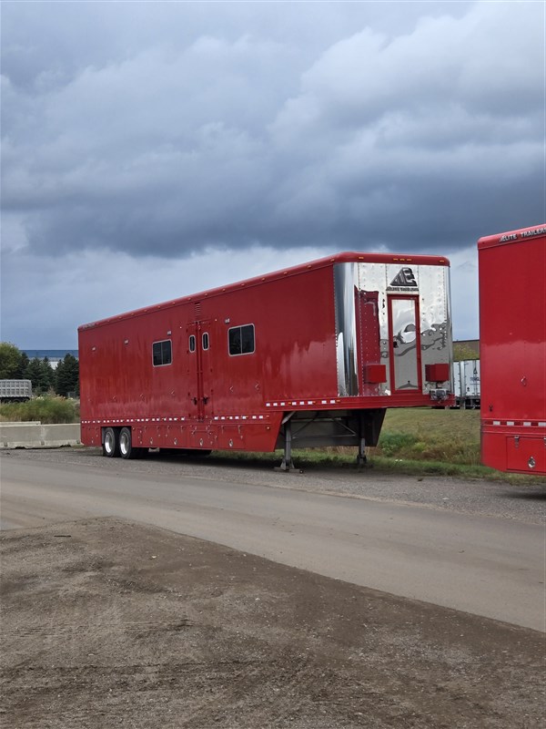 Trailer Photo 9