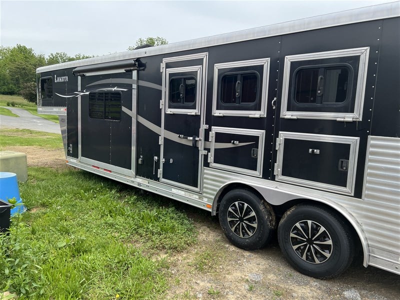 Trailer Photo 1