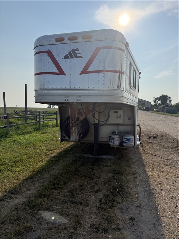 Trailer Photo 2