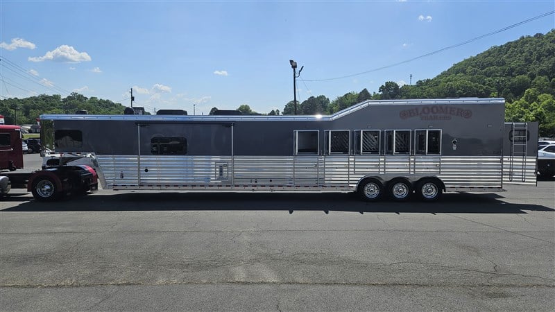 Trailer Photo 1