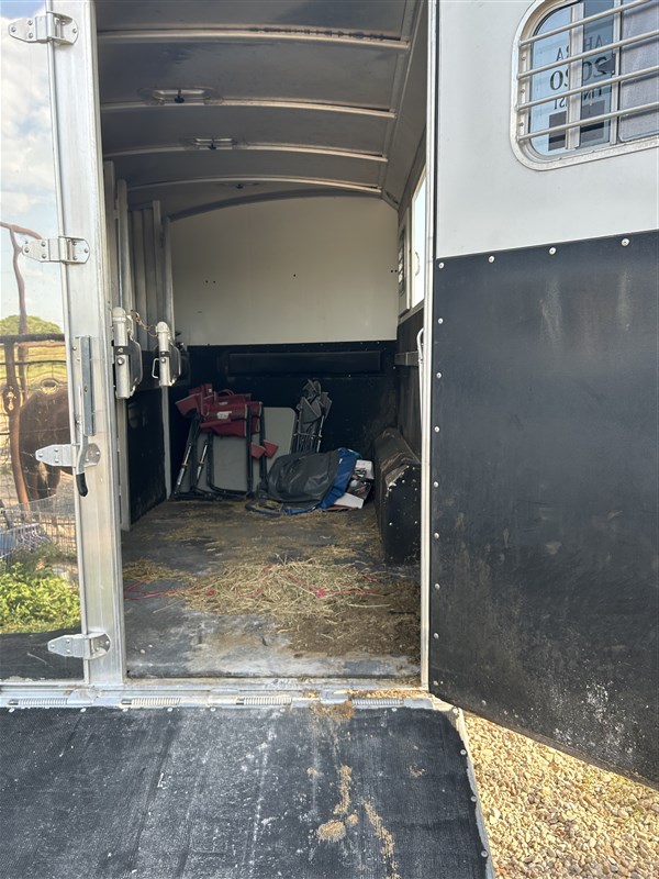 Trailer Photo 6