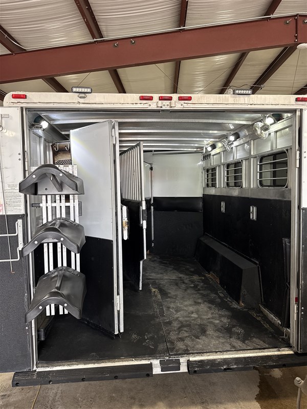 2013 Sundowner Sierra Southwest Series