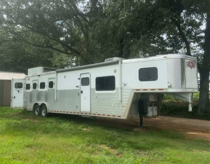 Trailer Photo 1