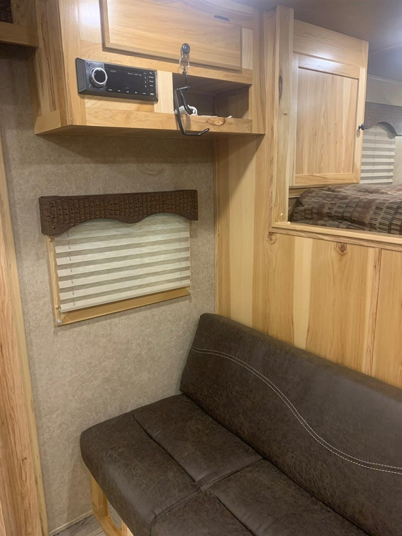 Trailer Photo 28