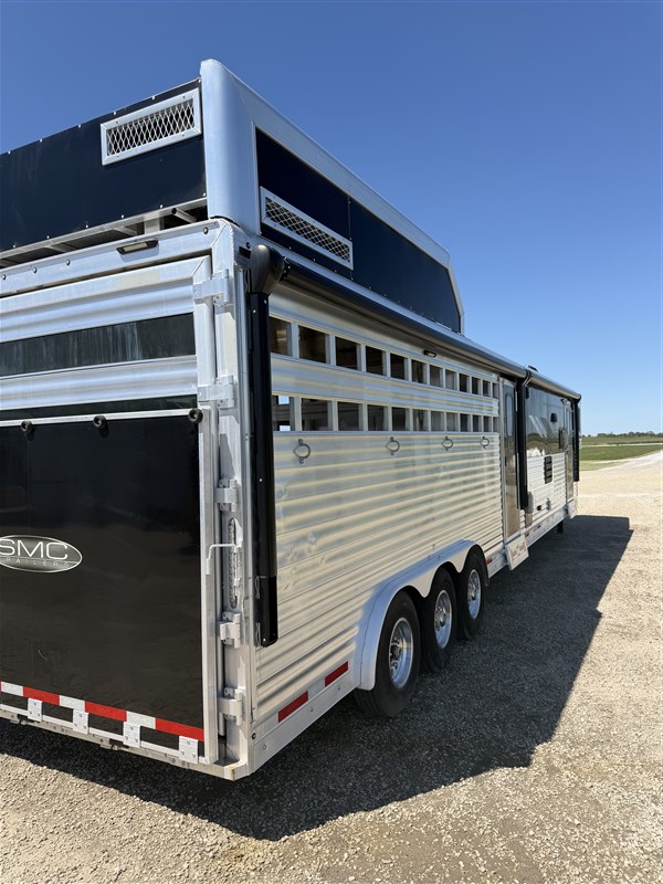 Trailer Photo 21
