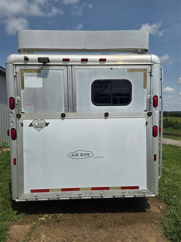Trailer Photo 16