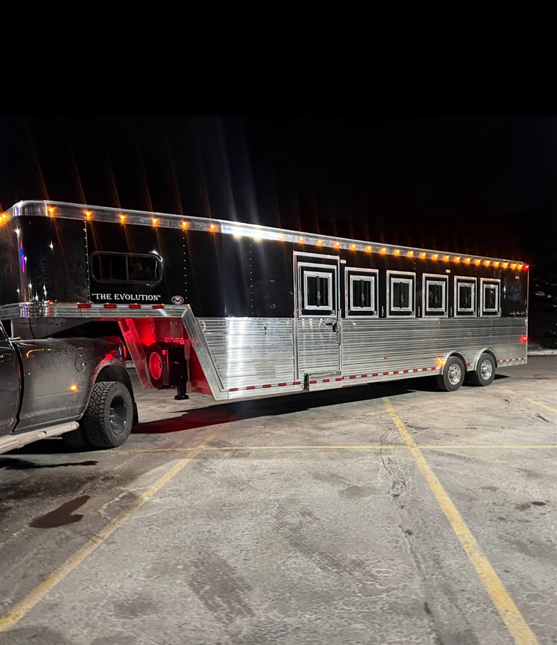 Trailer Photo 11
