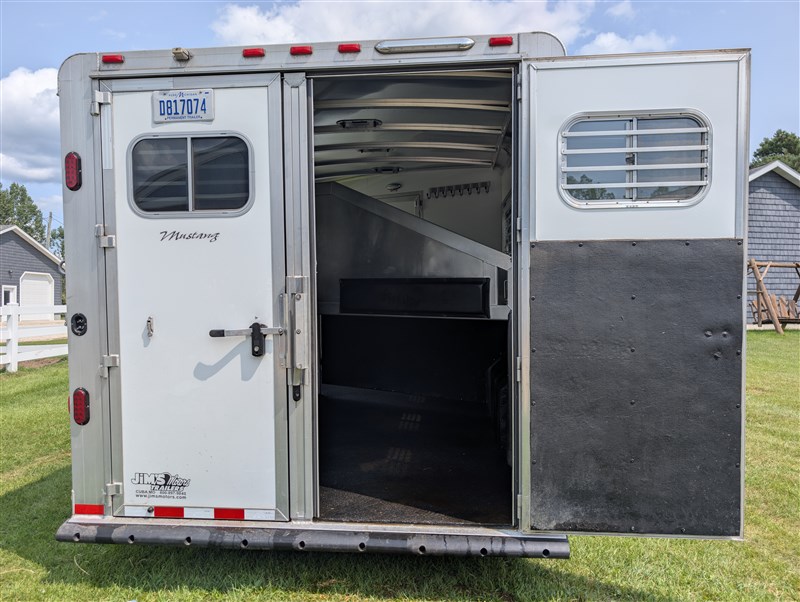 Trailer Photo 10